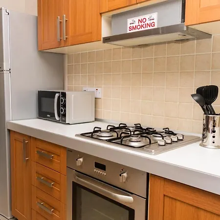 Luxury Three Bedrooms In Amazing Melisa's Place 아파트 키레니아