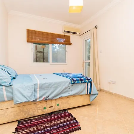 Luxury Three Bedrooms In Amazing Melisa's Place 아파트 키레니아